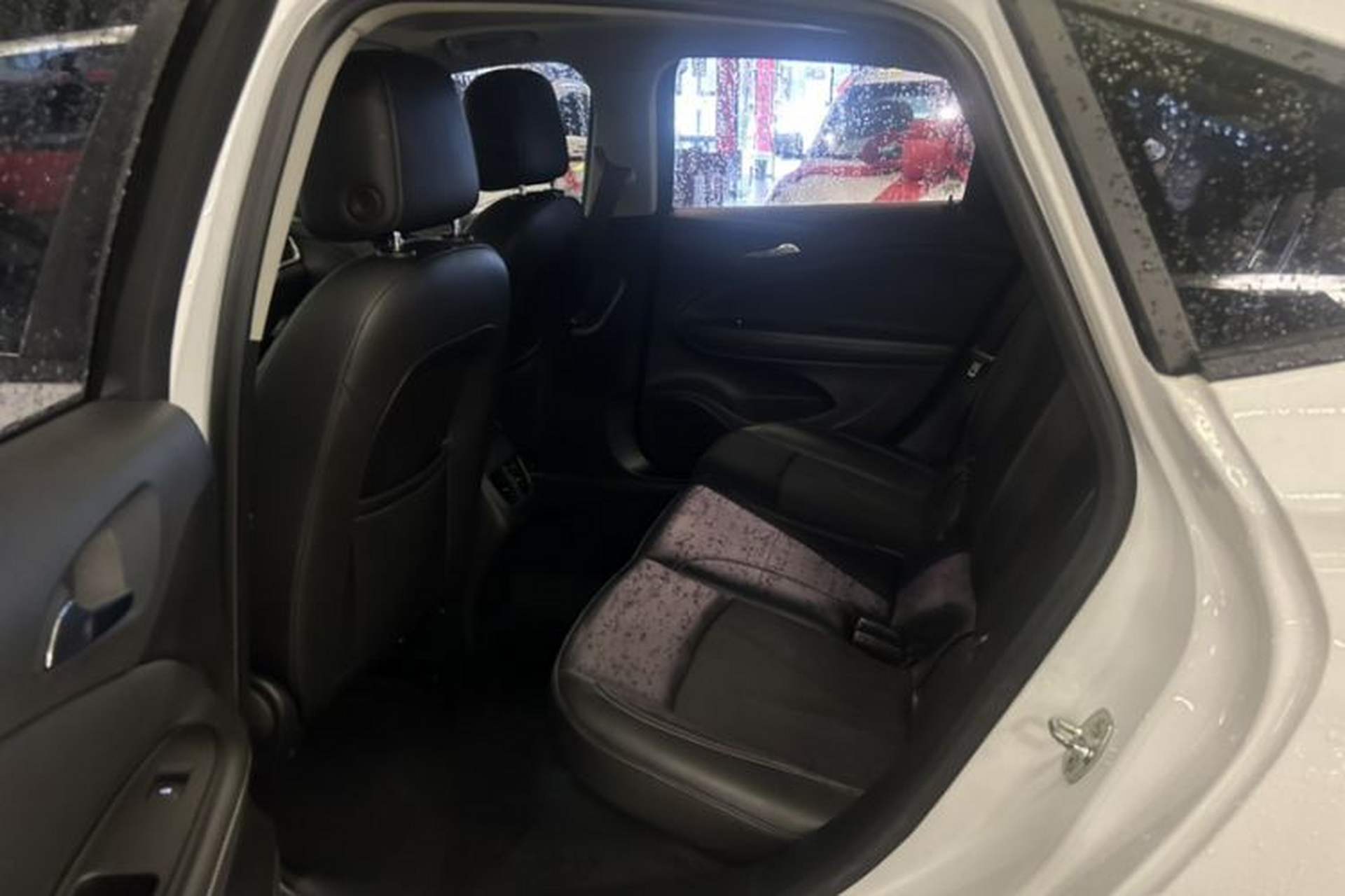 Used Buick Verano 2020 20T CVT Leading Edition Interior 3