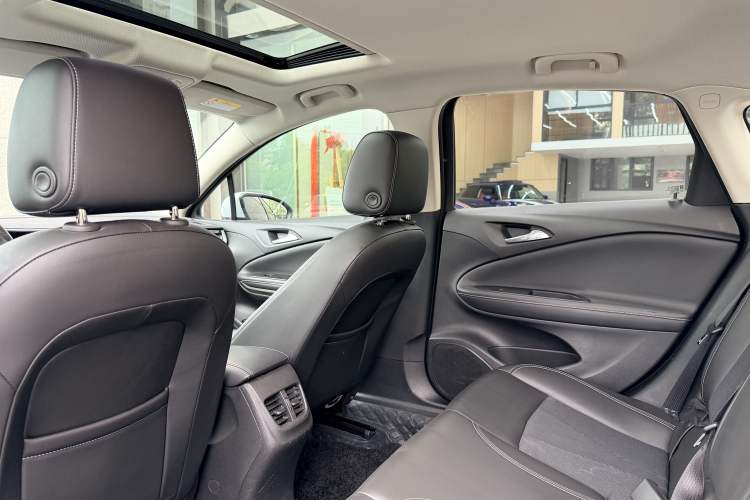 Used Buick Verano 2020 20T CVT Leading Edition Interior 5