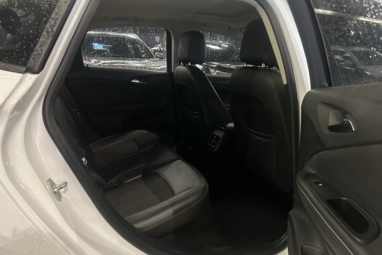 Used Buick Verano 2020 20T CVT Leading Edition Interior 5