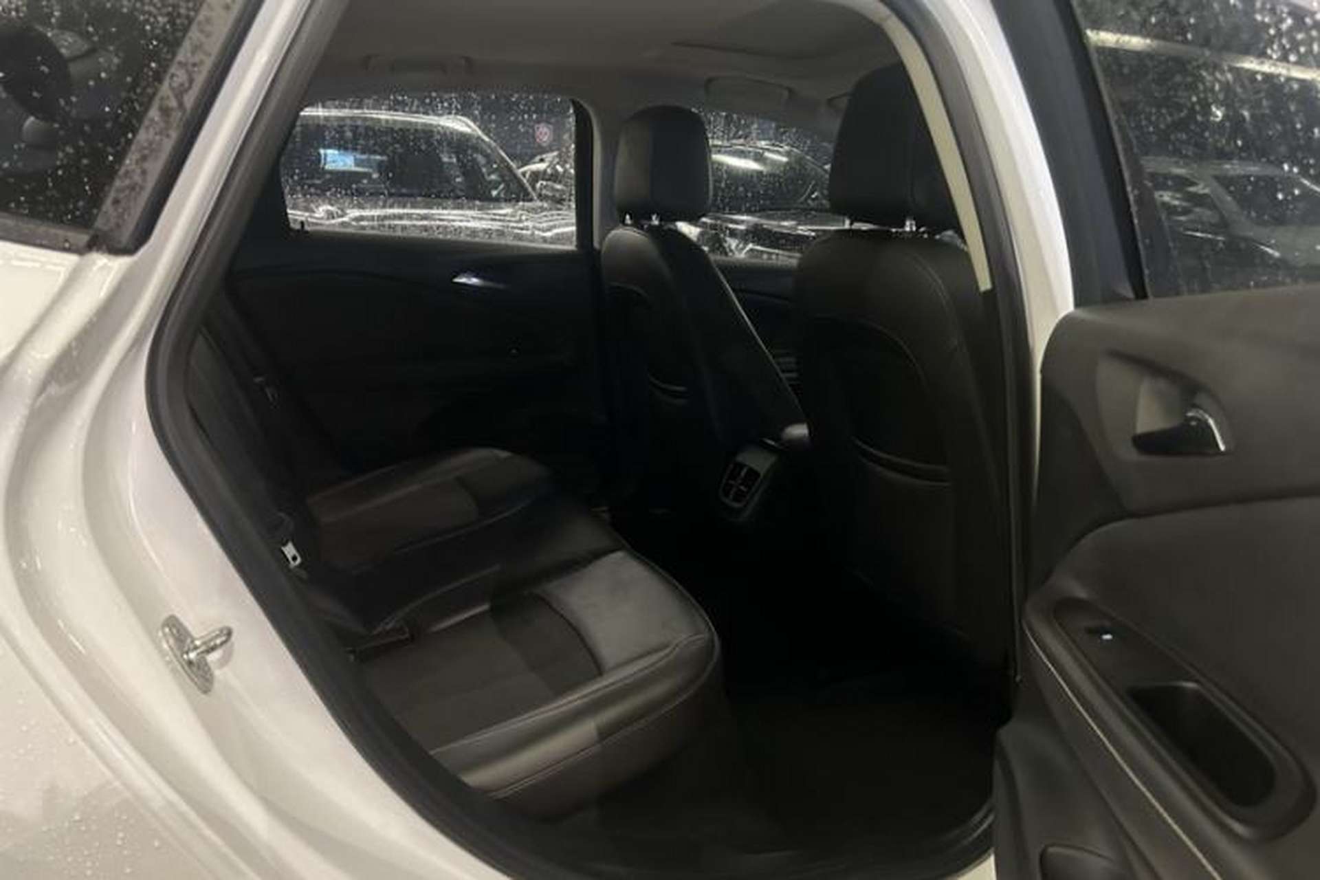 Used Buick Verano 2020 20T CVT Leading Edition Interior 5