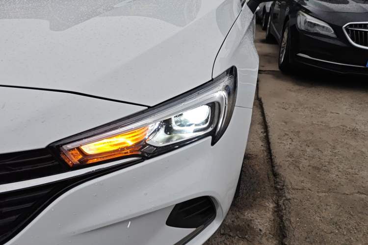 Used Buick Verano 2020 15T Automatic Trend Edition Left Front Headlight