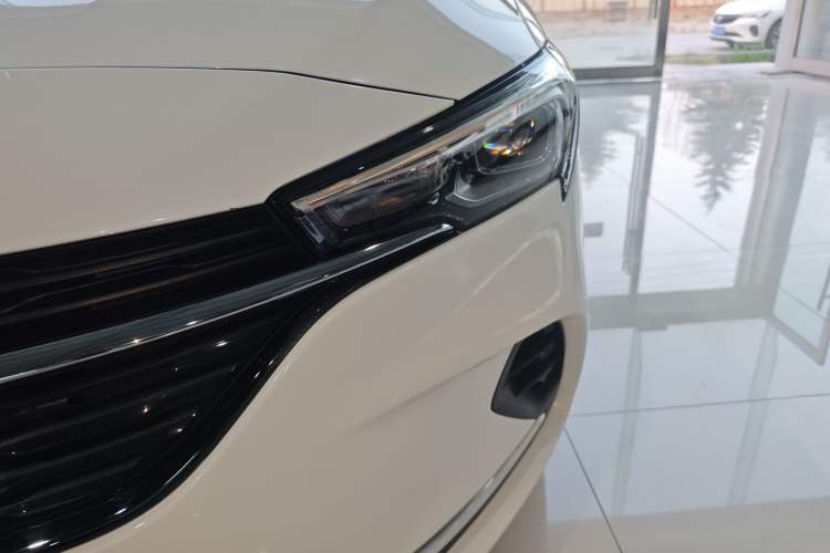 Used Buick Verano 2020 20T CVT Leading Edition Left Front Headlight