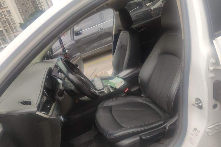 Used Buick Verano 2020 20T CVT Leading Edition Left Front Seat