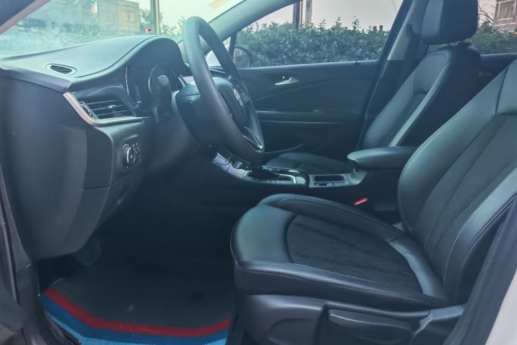Used Buick Verano 2020 20T CVT Leading Edition Left Front Seat