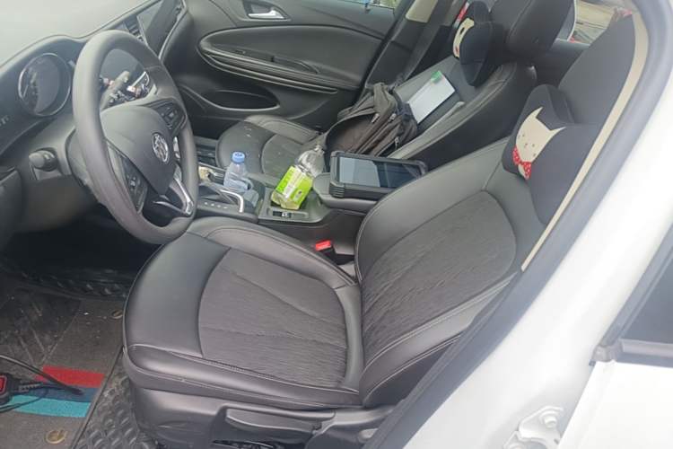 Used Buick Verano 2020 20T CVT Leading Edition Left Front Seat