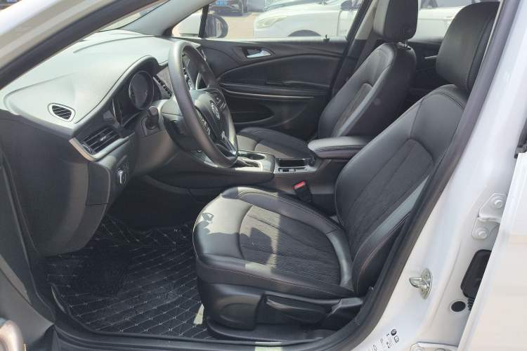 Used Buick Verano 2020 20T CVT Leading Edition Left Front Seat