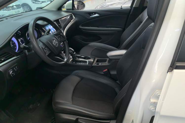 Used Buick Verano 2020 20T CVT Leading Edition Left Front Seat