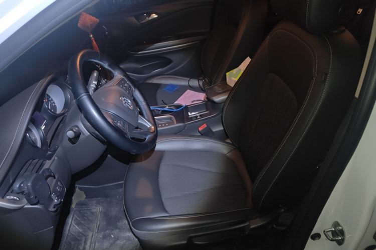 Used Buick Verano 2020 20T CVT Leading Edition Left Front Seat