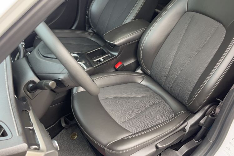 Used Buick Verano 2020 20T CVT Leading Edition Left Front Seat