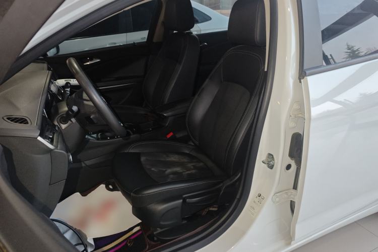 Used Buick Verano 2020 20T CVT Leading Edition Left Front Seat