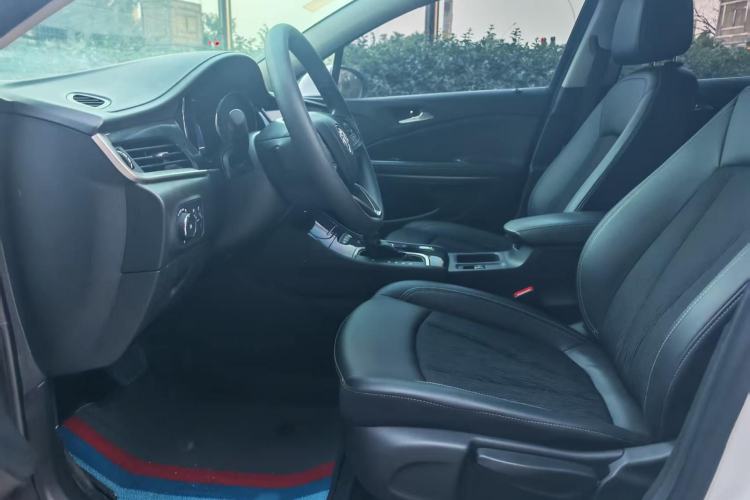 Used Buick Verano 2020 20T CVT Leading Edition Left Front Seat