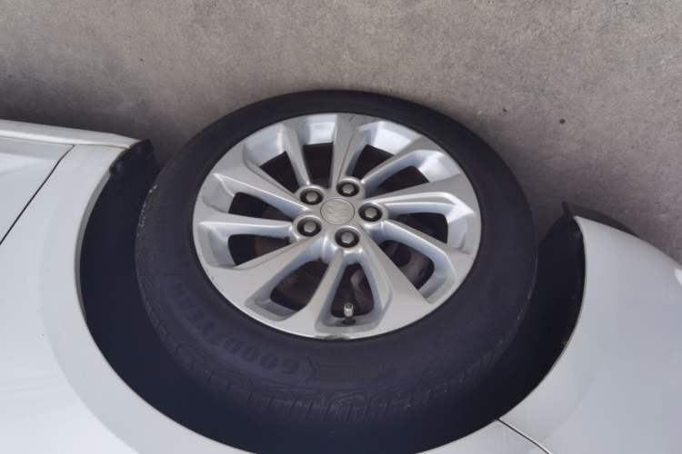 Used Buick Verano 2020 15T Automatic Trend Edition Left Front Wheel Hub