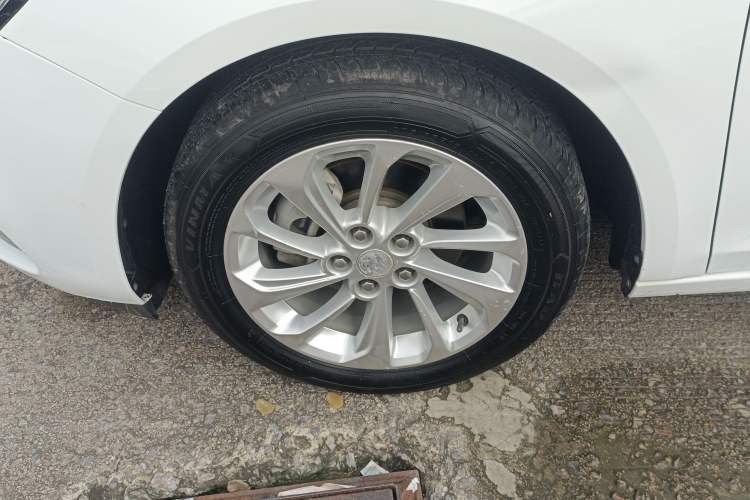 Used Buick Verano 2020 15T Automatic Trend Edition Left Front Wheel Hub