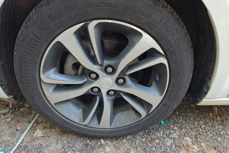 Used Buick Verano 2020 20T CVT Luxury Version Left Front Wheel Hub