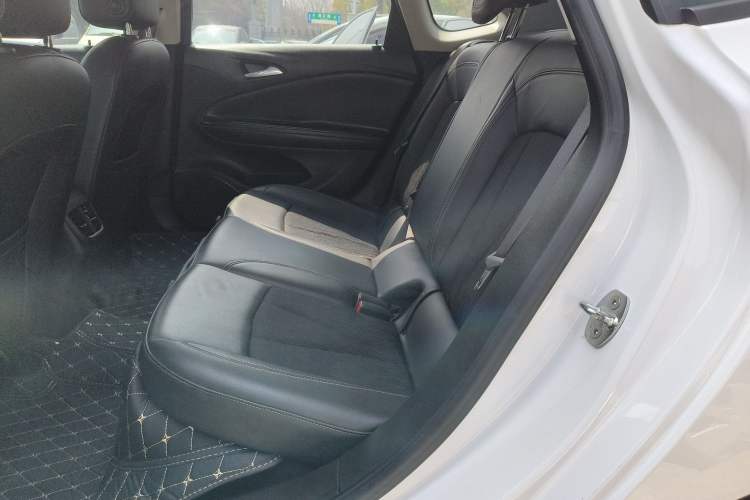 Used Buick Verano 2020 20T CVT Leading Edition Left Rear Seat