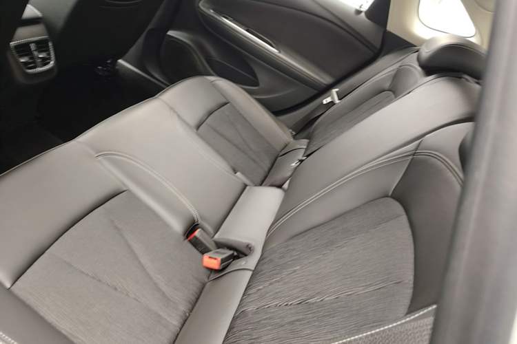 Used Buick Verano 2020 20T CVT Leading Edition Left Rear Seat