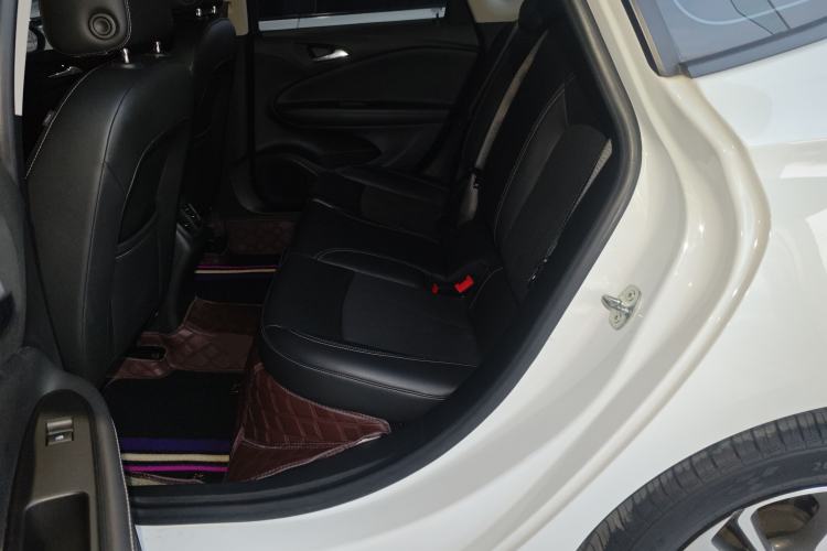 Used Buick Verano 2020 20T CVT Leading Edition Left Rear Seat