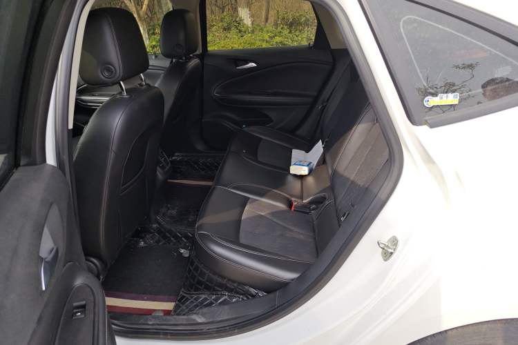 Used Buick Verano 2020 20T CVT Leading Edition Left Rear Seat