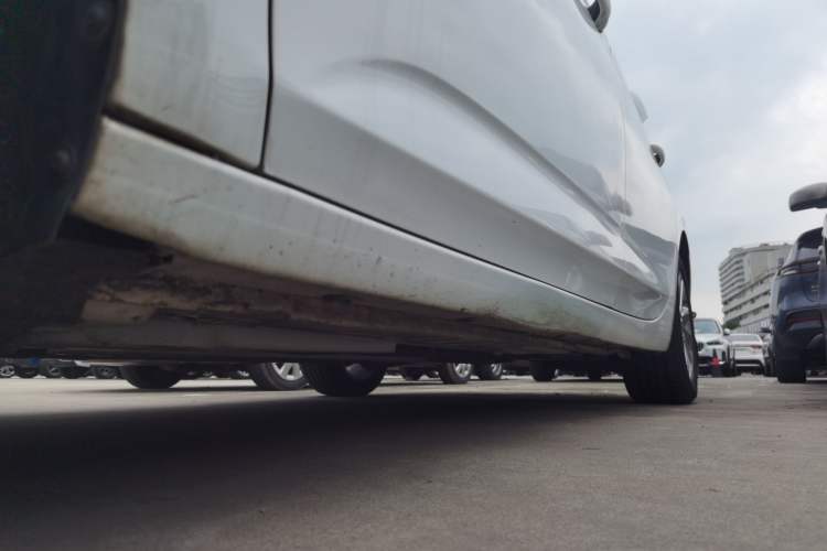 Used Buick Verano 2020 15T Automatic Trend Edition Left Side Sill