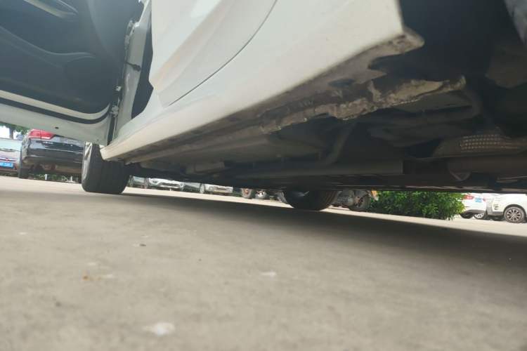 Used Buick Verano 2020 20T CVT Leading Edition Left Side Sill