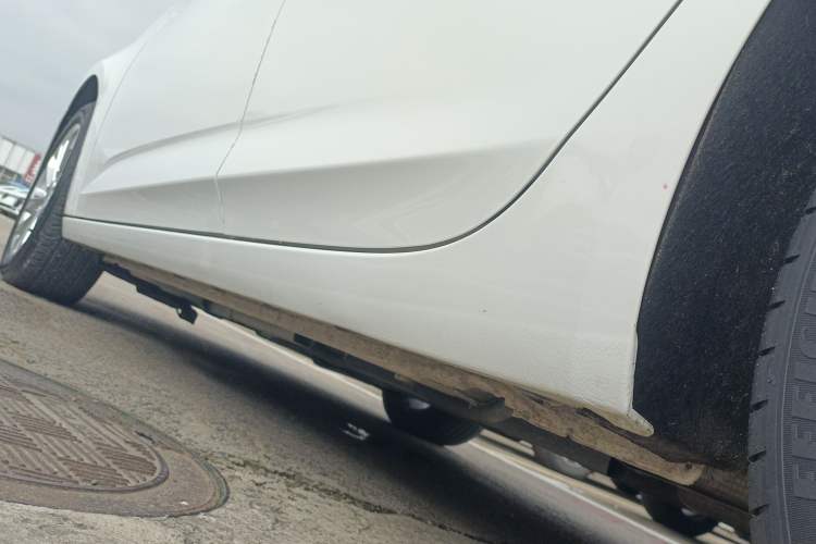 Used Buick Verano 2020 15T Automatic Trend Edition Left Side Sill