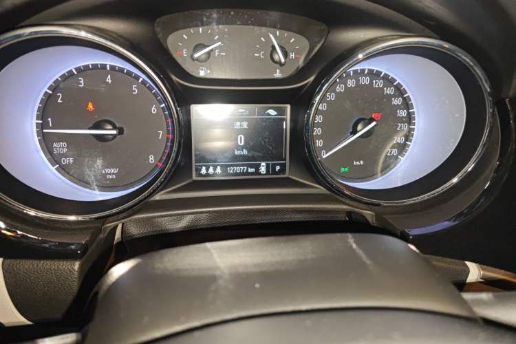 Used Buick Verano 2020 15T Automatic Trend Edition Odometer Close Up