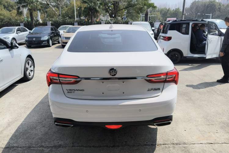 Used Buick Verano 2020 20T CVT Leading Edition Rear