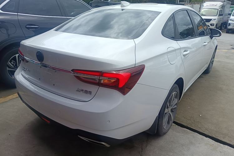 Used Buick Verano 2020 20T CVT Leading Edition Rear Right 45 Deg