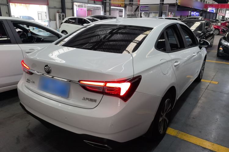 Used Buick Verano 2020 20T CVT Leading Edition Rear Right 45 Deg