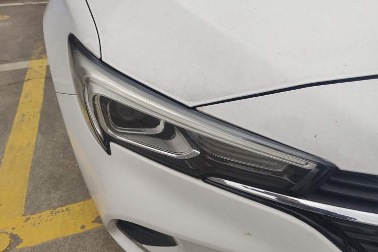 Used Buick Verano 2020 20T CVT Leading Edition Right Front Headlight