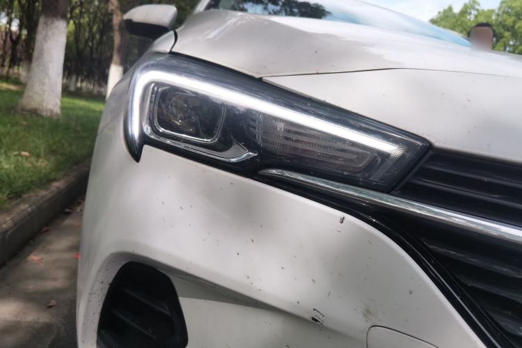Used Buick Verano 2020 15T Automatic Trend Edition Right Front Headlight