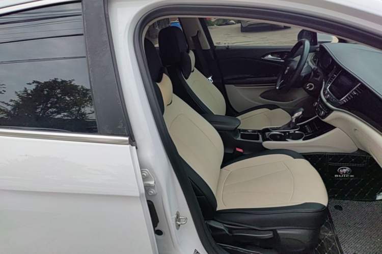 Used Buick Verano 2020 15T Automatic Trend Edition Right Front Seat