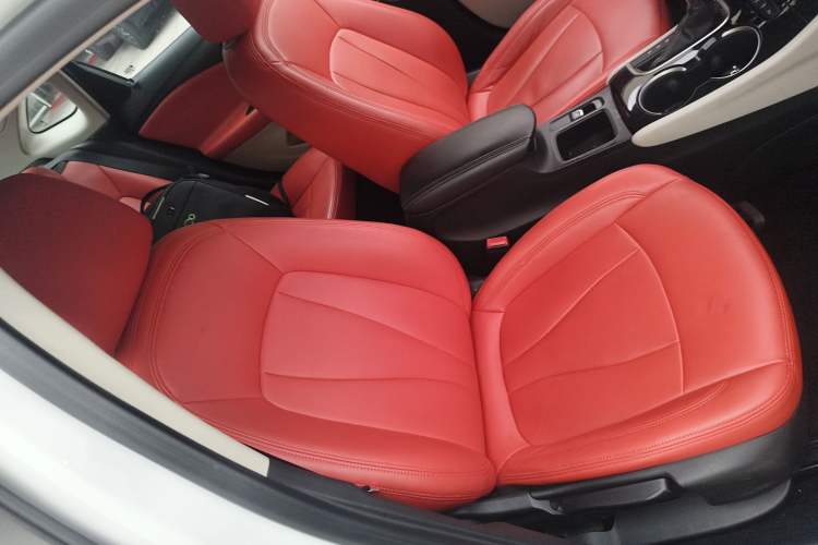 Used Buick Verano 2020 15T Automatic Trend Edition Right Front Seat