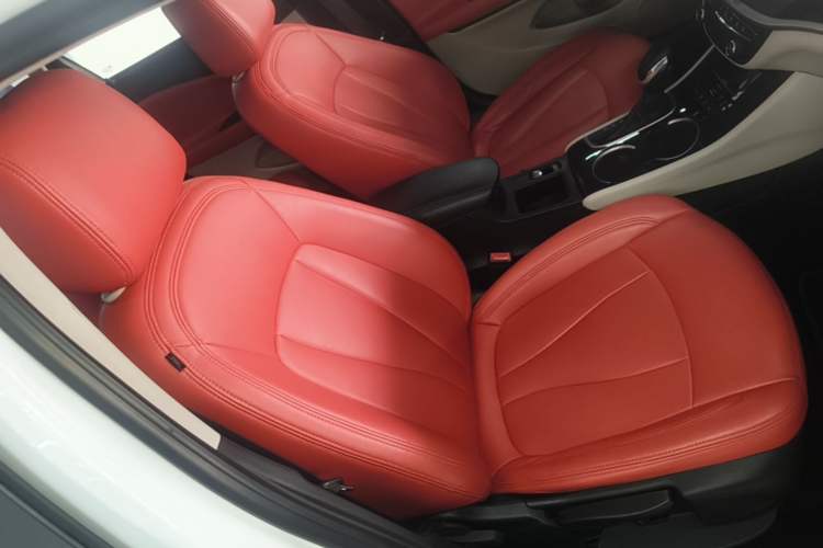 Used Buick Verano 2020 15T Automatic Trend Edition Right Front Seat