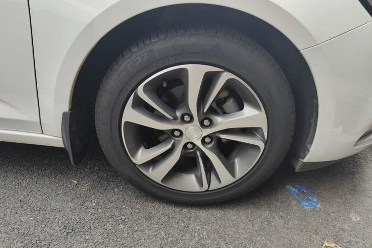 Used Buick Verano 2020 20T CVT Leading Edition Right Front Wheel Hub