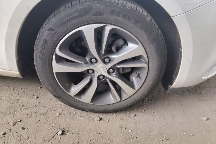Used Buick Verano 2020 20T CVT Leading Edition Right Front Wheel Hub