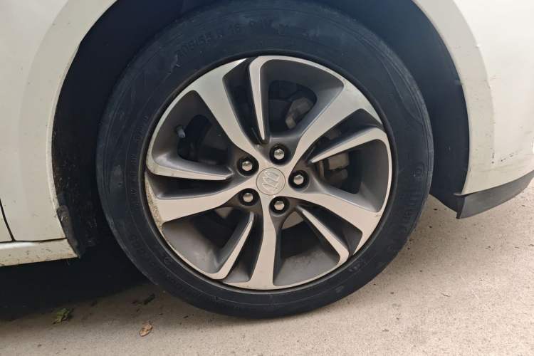 Used Buick Verano 2020 20T CVT Leading Edition Right Front Wheel Hub