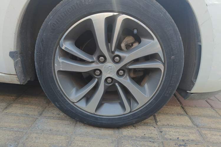 Used Buick Verano 2020 20T CVT Leading Edition Right Front Wheel Hub