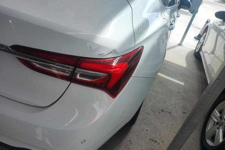 Used Buick Verano 2020 20T CVT Luxury Version Right Rear Taillight