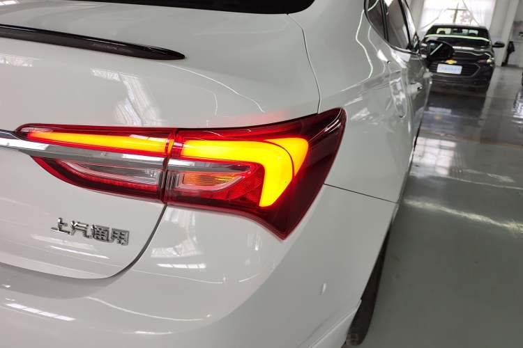 Used Buick Verano 2020 GS 20T CVT Luxury Model Right Rear Taillight