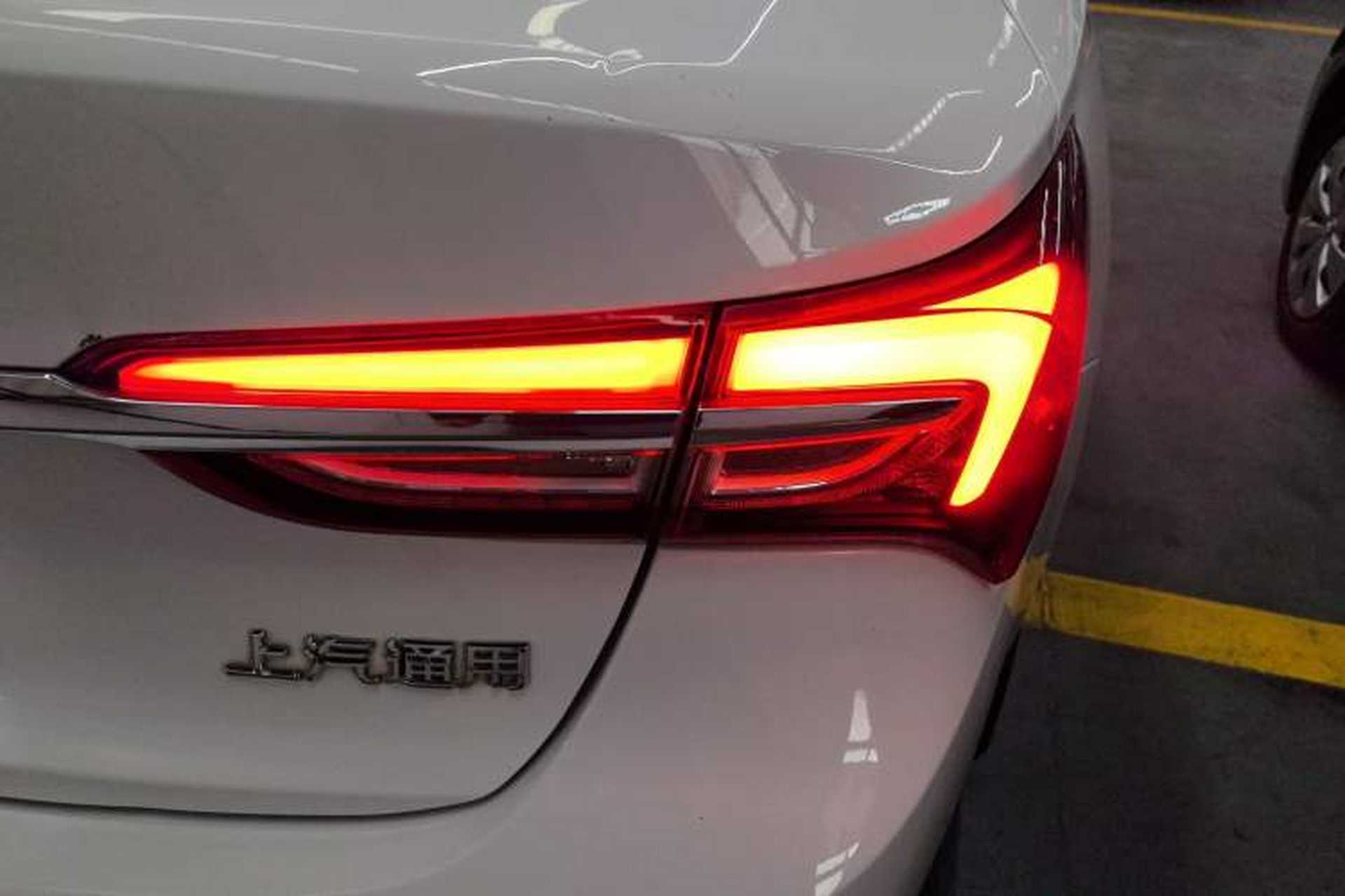 Used Buick Verano 2020 20T CVT Leading Edition Right Rear Taillight
