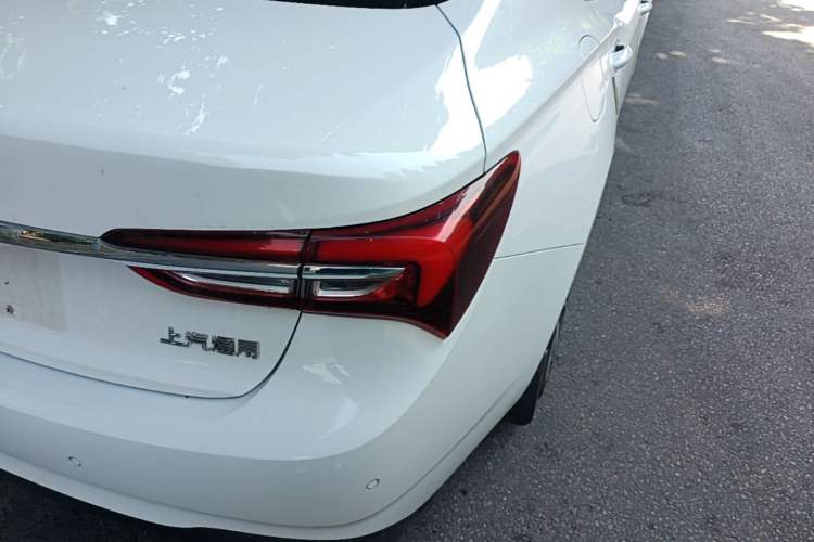 Used Buick Verano 2020 20T CVT Leading Edition Right Rear Taillight