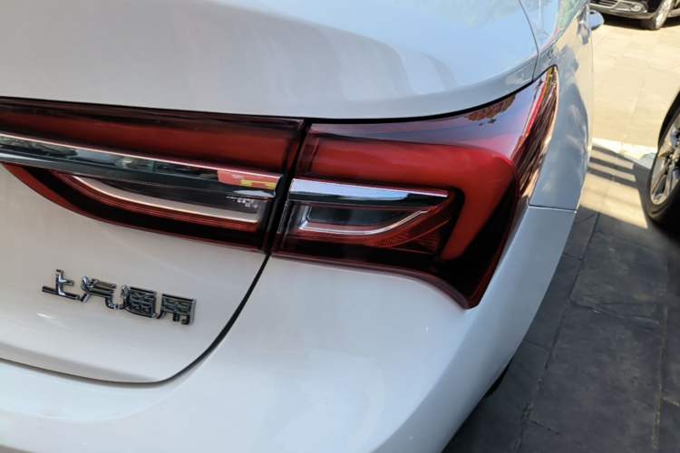 Used Buick Verano 2020 20T CVT Leading Edition Right Rear Taillight