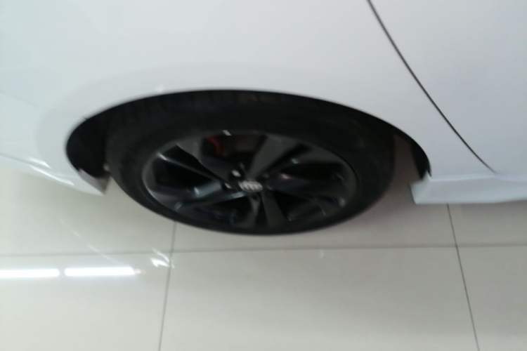 Used Buick Verano 2020 GS 20T CVT Luxury Model Right Rear Wheel Hub