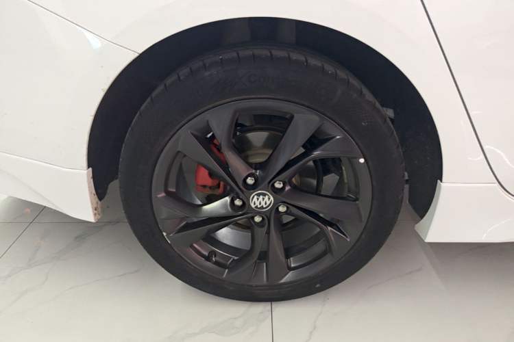Used Buick Verano 2020 GS 20T CVT Luxury Model Right Rear Wheel Hub