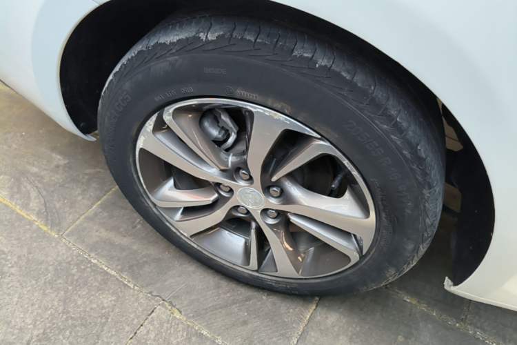 Used Buick Verano 2020 20T CVT Leading Edition Right Rear Wheel Hub