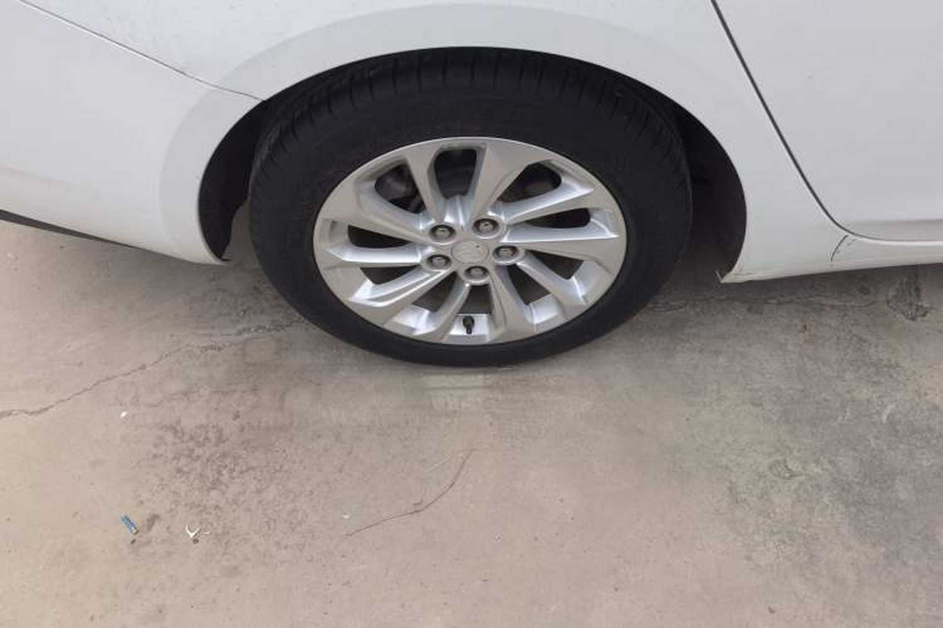 Used Buick Verano 2020 15T Automatic Trend Edition Right Rear Wheel Hub
