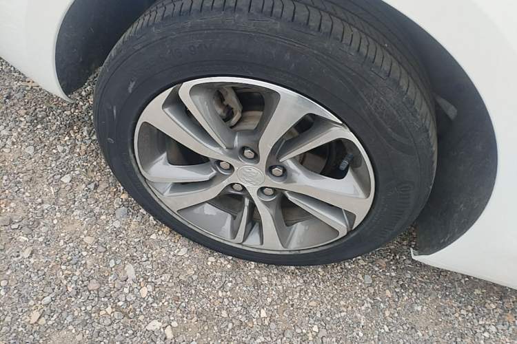Used Buick Verano 2020 20T CVT Leading Edition Right Rear Wheel Hub