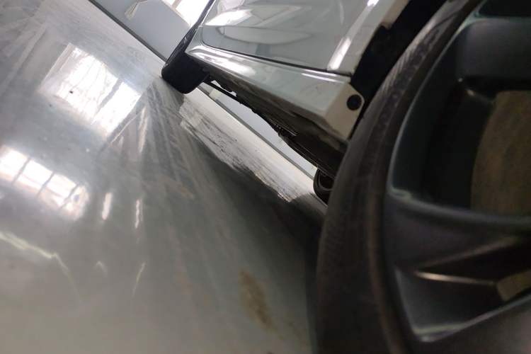 Used Buick Verano 2020 GS 20T CVT Luxury Model Right Side Sill