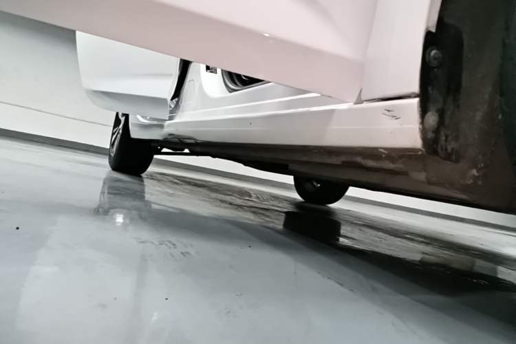 Used Buick Verano 2020 20T CVT Leading Edition Right Side Sill